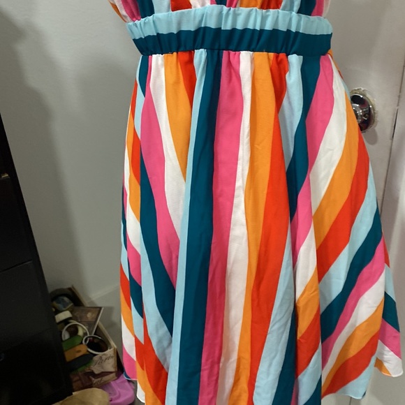 NWT CHIFFON DRESS 👗 - Picture 4 of 9